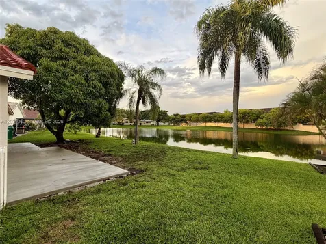 18145 NW 61st Avenue Hialeah FL 33015