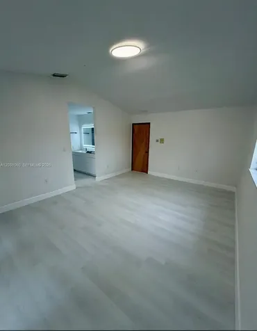 18145 NW 61st Avenue Hialeah FL 33015