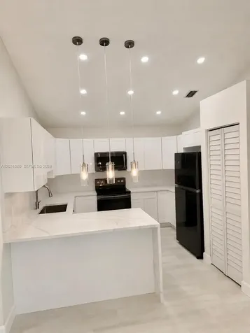 18145 NW 61st Avenue Hialeah FL 33015