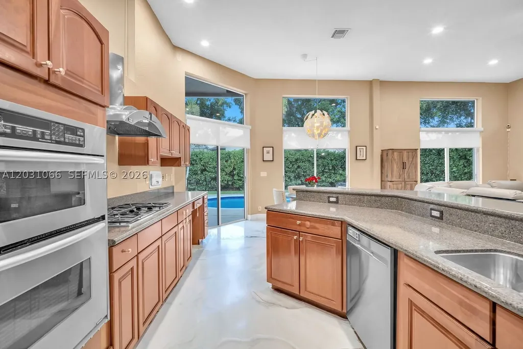 1776 W Eagle Trace Boulevard W Coral Springs FL 33071