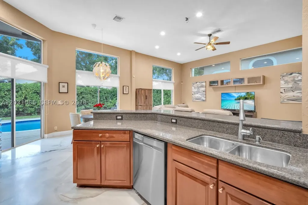 1776 W Eagle Trace Boulevard W Coral Springs FL 33071