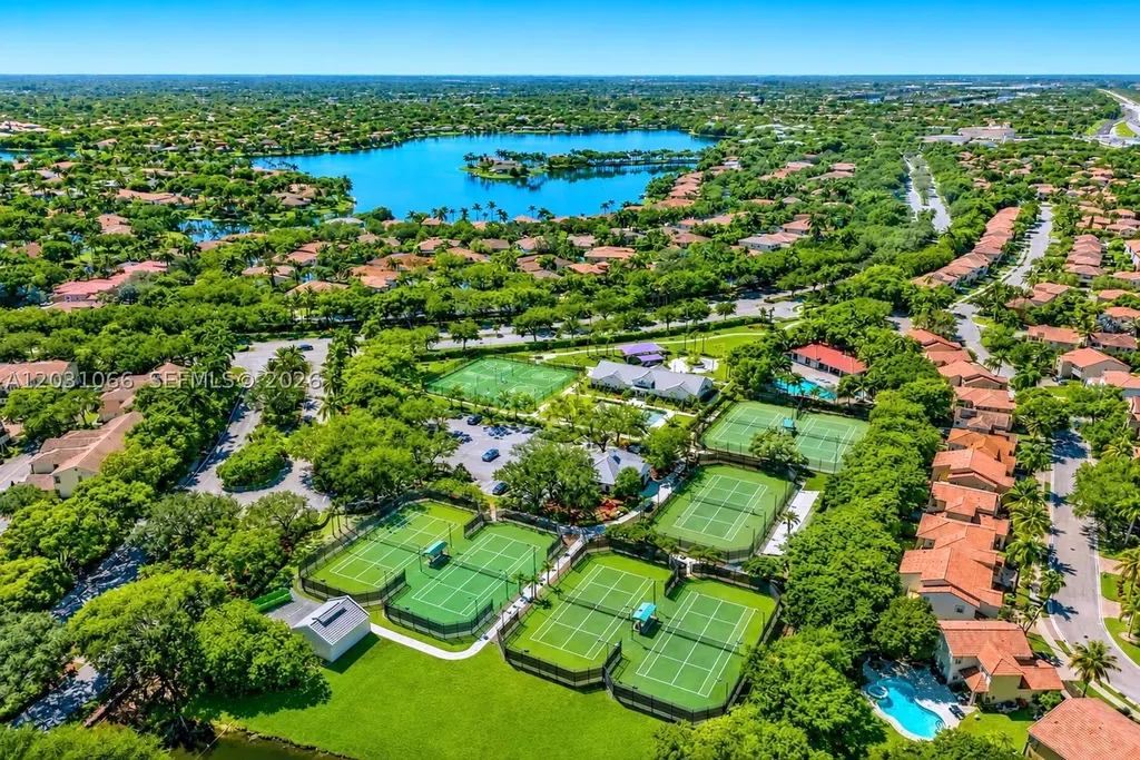 1776 W Eagle Trace Boulevard W Coral Springs FL 33071
