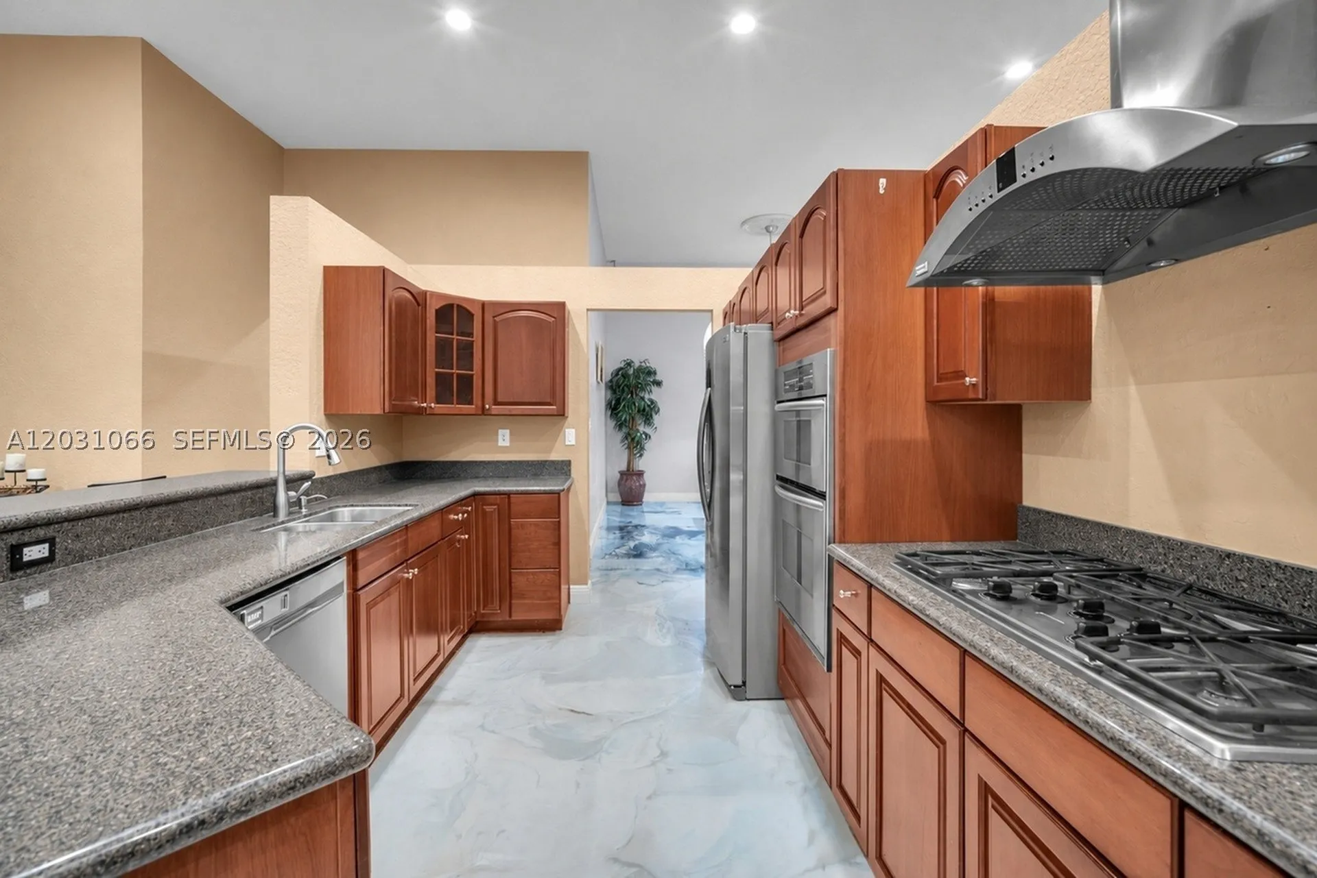 1776 W Eagle Trace Boulevard W Coral Springs FL 33071