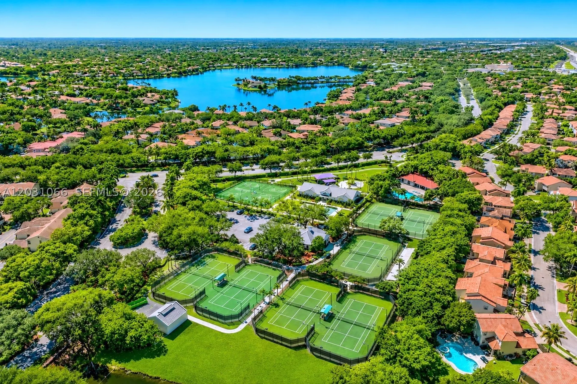 1776 W Eagle Trace Boulevard W Coral Springs FL 33071