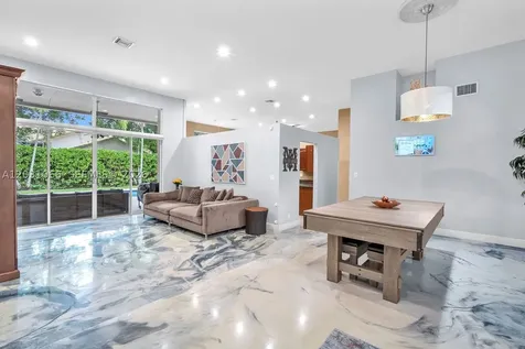 1776 W Eagle Trace Boulevard W Coral Springs FL 33071