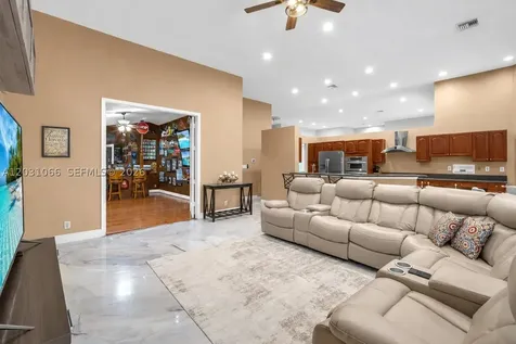 1776 W Eagle Trace Boulevard W Coral Springs FL 33071