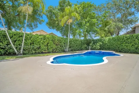 1776 W Eagle Trace Boulevard W Coral Springs FL 33071