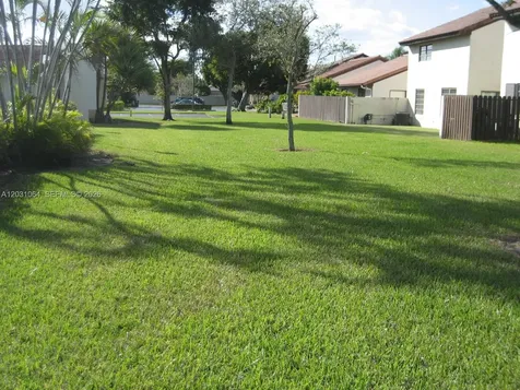 9082 SW 112 Place Miami FL 33176