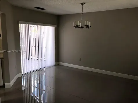 9082 SW 112 Place Miami FL 33176