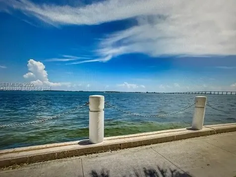 1420 Brickell Bay Drive Miami FL 33131