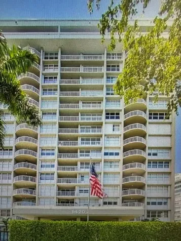 1420 Brickell Bay Drive Miami FL 33131