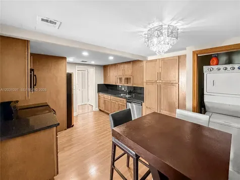 1800 NE 114th Street Miami FL 33181