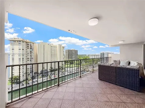 1800 NE 114th Street Miami FL 33181