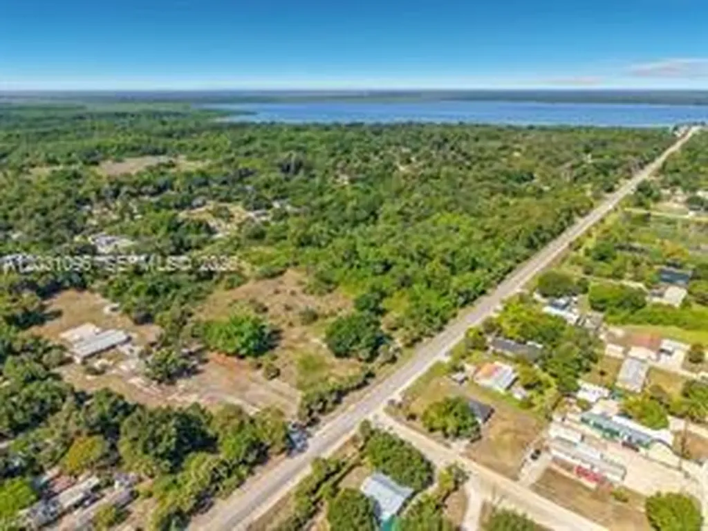 Lake Trafford Road Other City - In The State Of Florida FL 34142