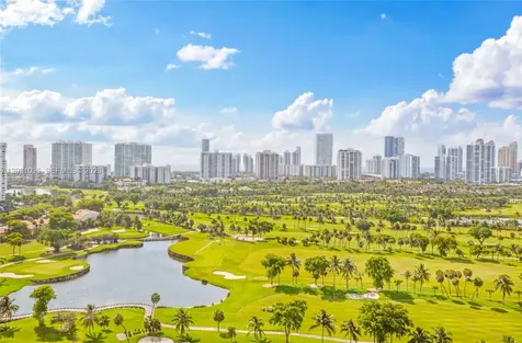 20301 W Country Club Drive Aventura FL 33180