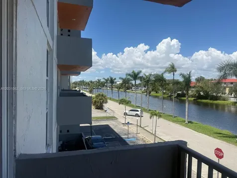 2075 NE 164th Street North Miami Beach FL 33162