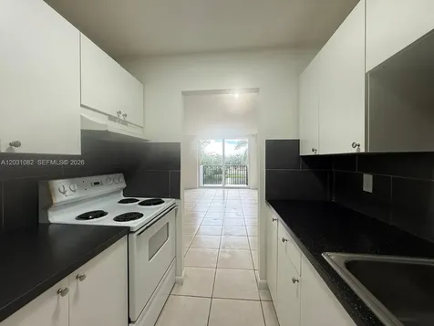 2075 NE 164th Street North Miami Beach FL 33162