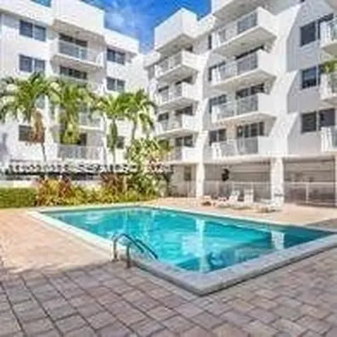 Miami Beach FL 33139