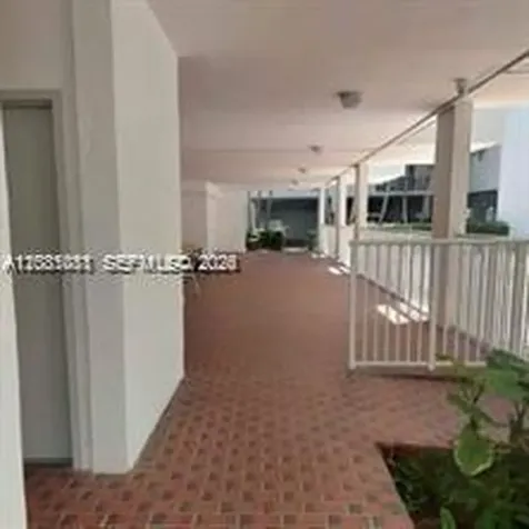 Miami Beach FL 33139