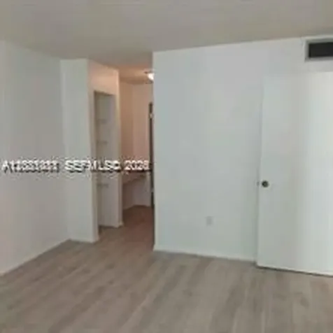 Miami Beach FL 33139