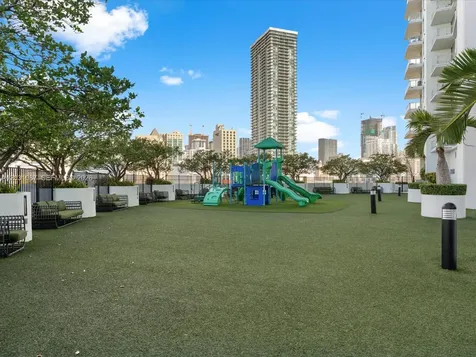 90 SW 3rd Street Miami FL 33130