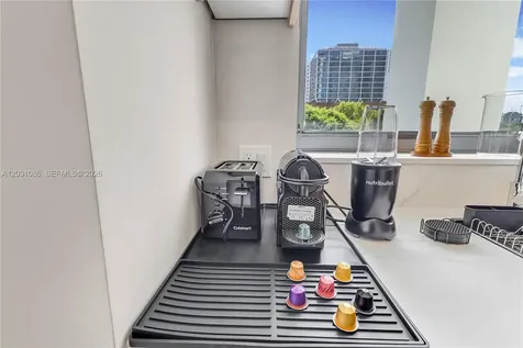 11 NE 6th Street Miami FL 33132