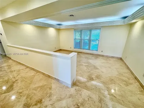 2015 NE 120th Road North Miami FL 33181