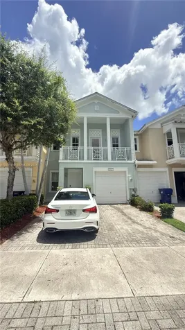 10737 NW 76th Lane Doral FL 33178