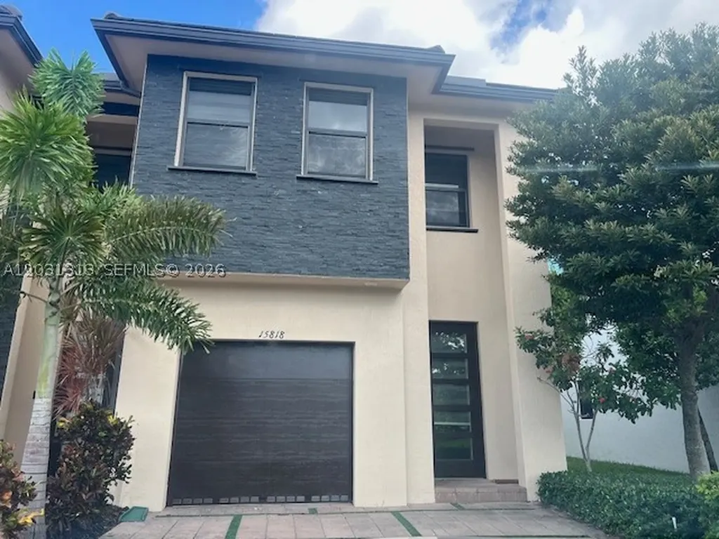 15818 NW 91st Avenue Miami Lakes FL 33018