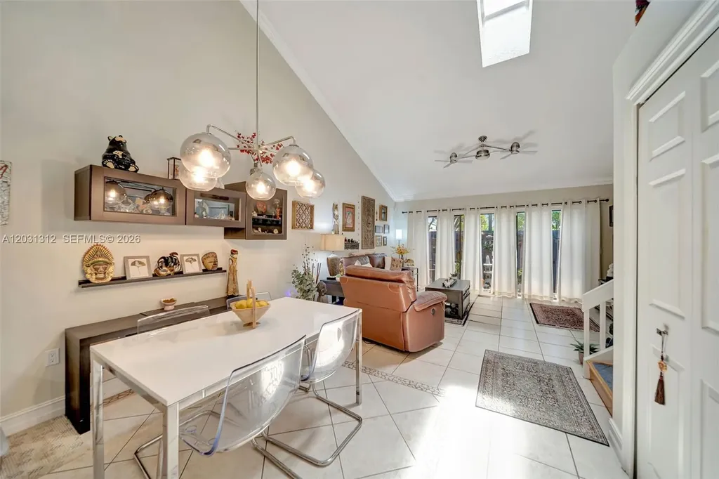 1638 N 15th Terrace Hollywood FL 33020