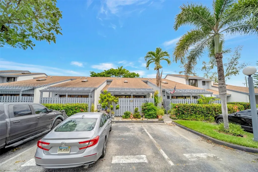 1638 N 15th Terrace Hollywood FL 33020