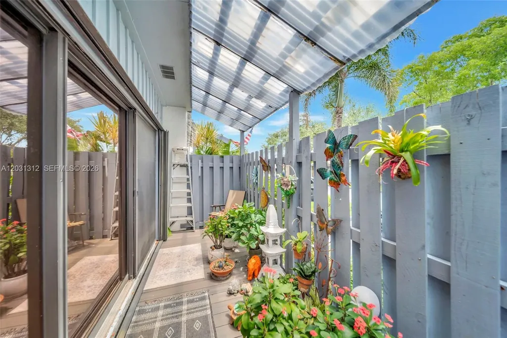 1638 N 15th Terrace Hollywood FL 33020