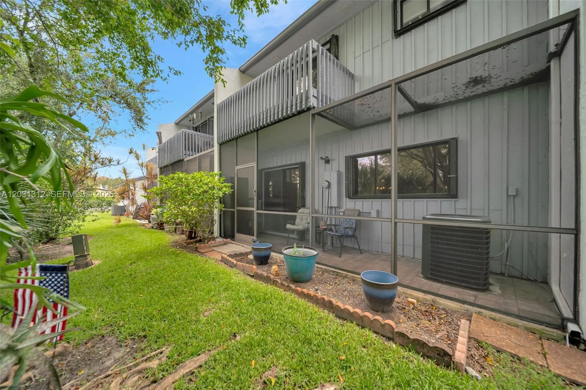 1638 N 15th Terrace Hollywood FL 33020