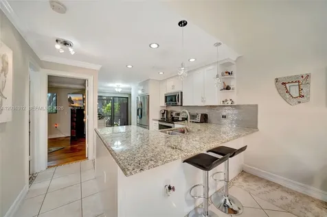 1638 N 15th Terrace Hollywood FL 33020