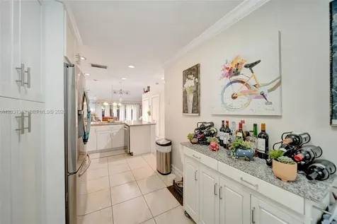 1638 N 15th Terrace Hollywood FL 33020