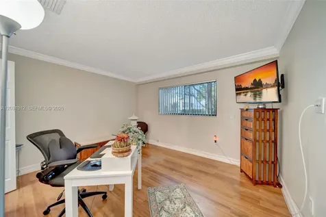 1638 N 15th Terrace Hollywood FL 33020