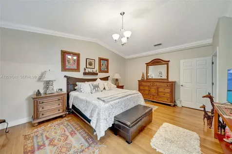 1638 N 15th Terrace Hollywood FL 33020