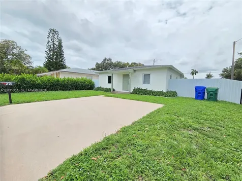 240 NW 51st Avenue Miami FL 33126