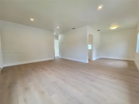 240 NW 51st Avenue Miami FL 33126