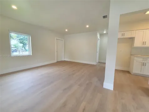 240 NW 51st Avenue Miami FL 33126