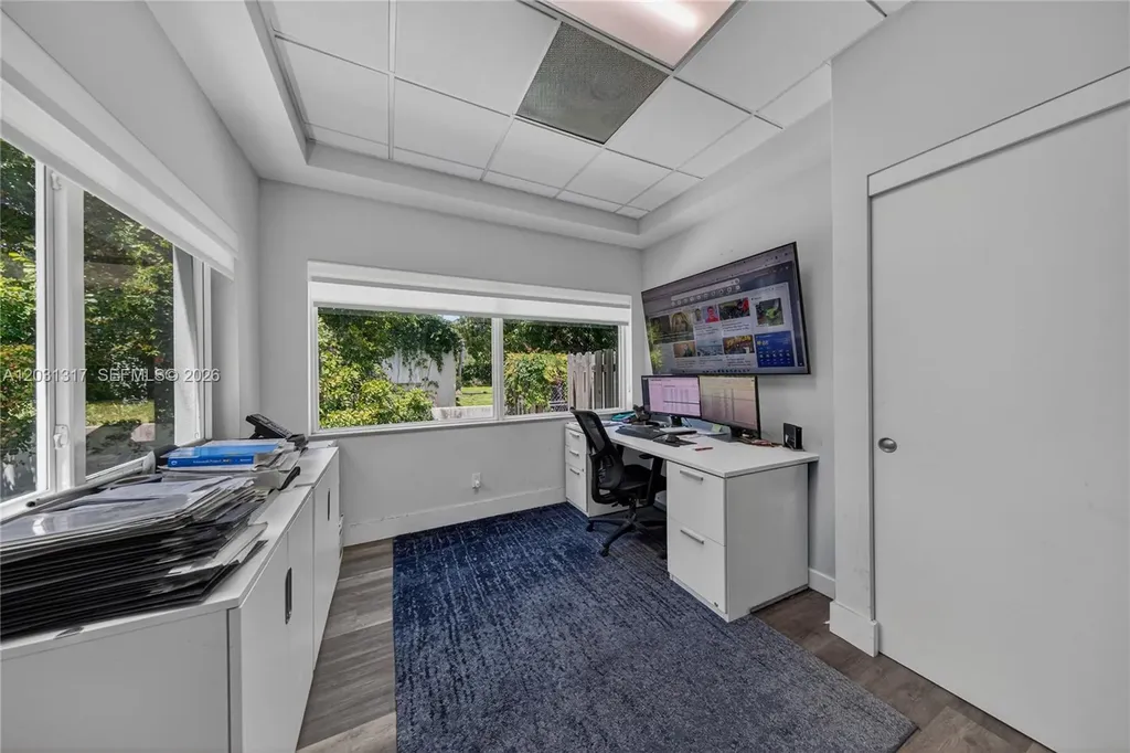 1327 SE 2nd Avenue Fort Lauderdale FL 33316