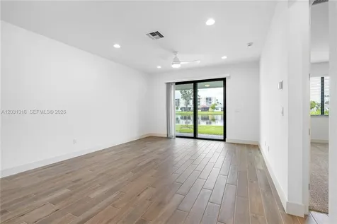 7305 Ivory Spring Delray Beach FL 33446