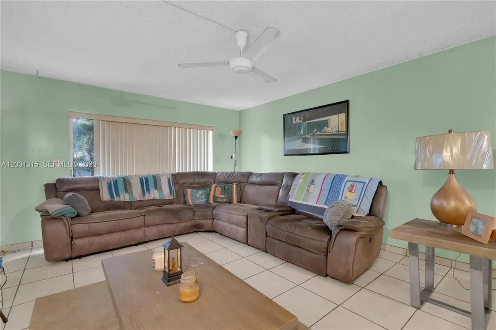 1200 Tallwood Avenue Hollywood FL 33021