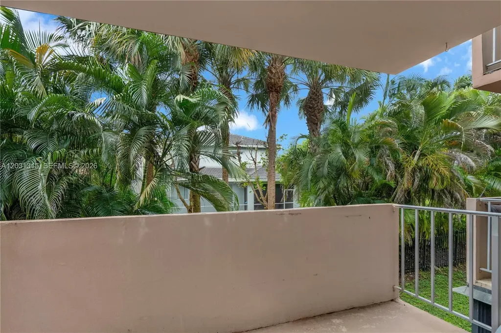 1200 Tallwood Avenue Hollywood FL 33021