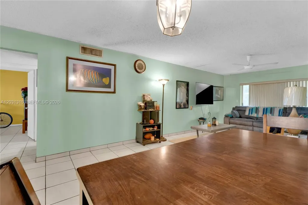 1200 Tallwood Avenue Hollywood FL 33021