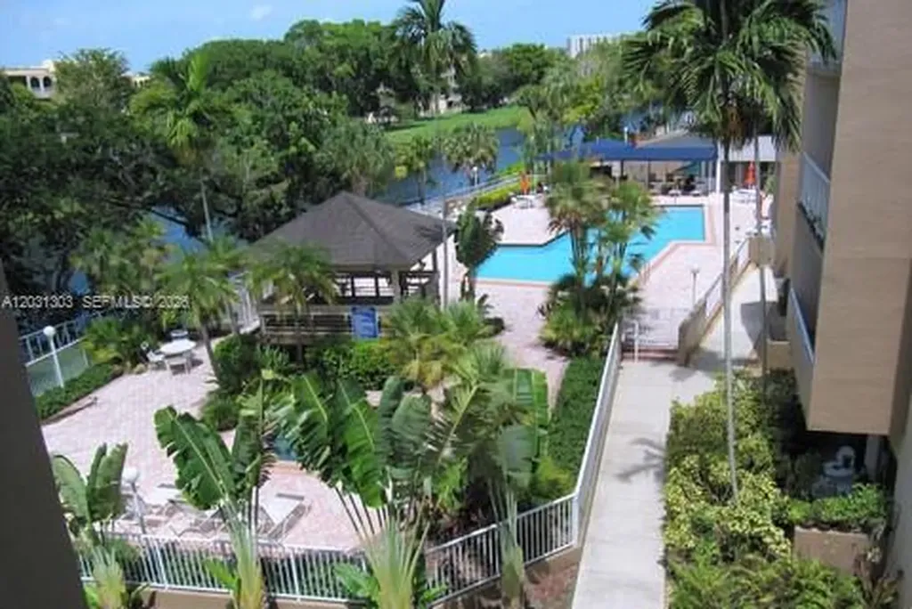 7747 SW 86th Street Miami FL 33143