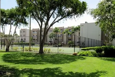 7747 SW 86th Street Miami FL 33143