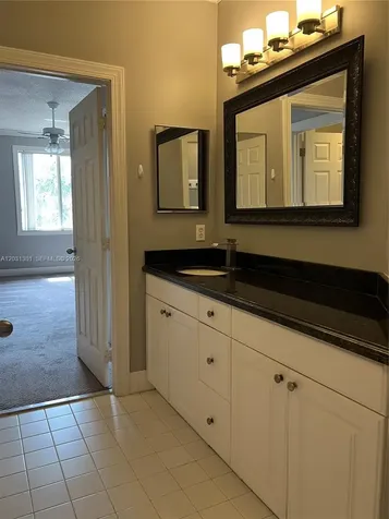 6928 SW 39th Street Davie FL 33314