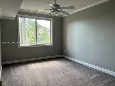 6928 SW 39th Street Davie FL 33314