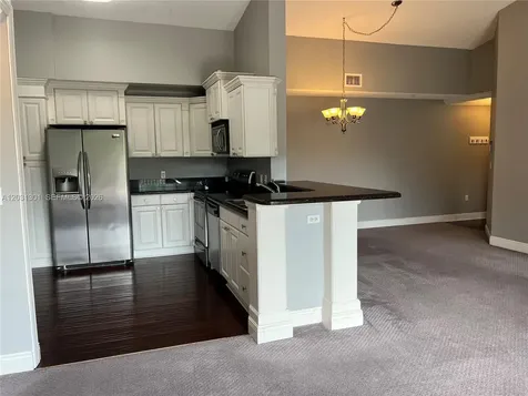 6928 SW 39th Street Davie FL 33314